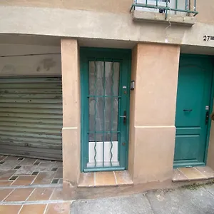 https://studio-paix.aixenprovencehotels.org